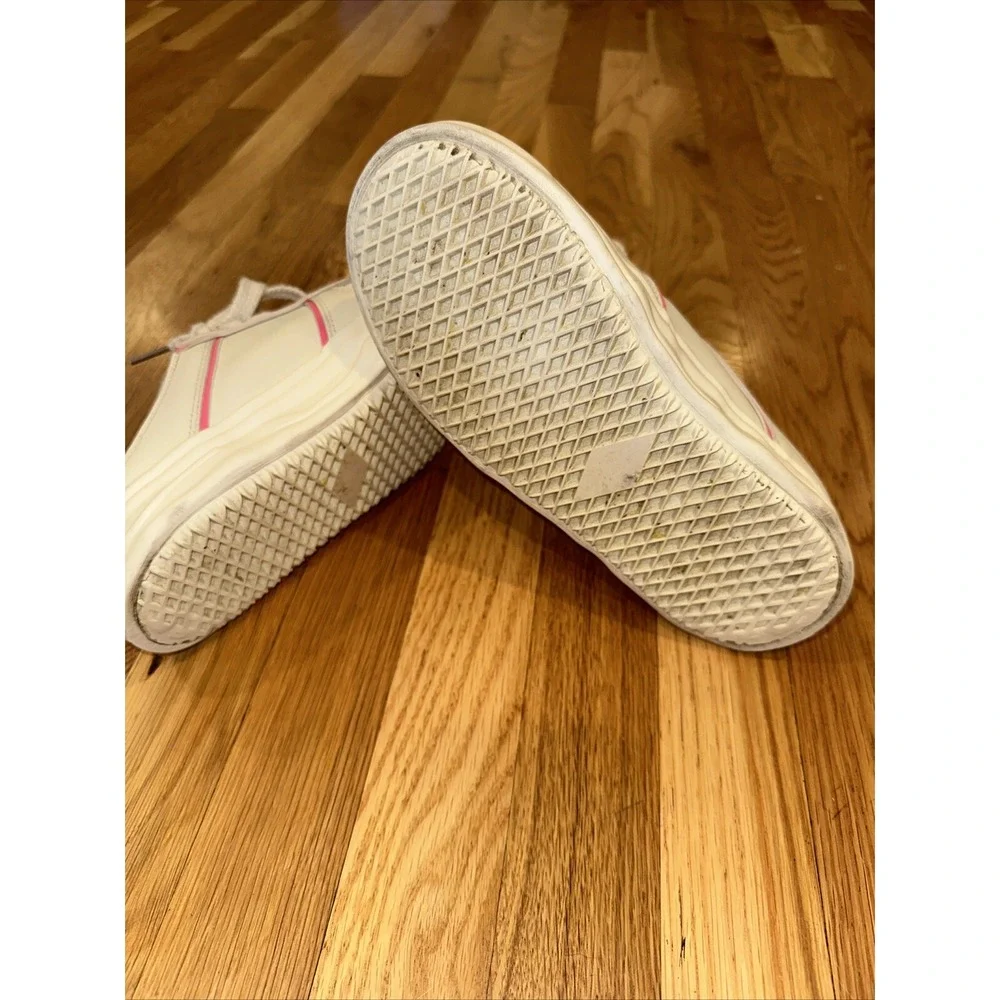 DISNEY TOY STORY‎ SLIP-ON SHOES SIZE 7
